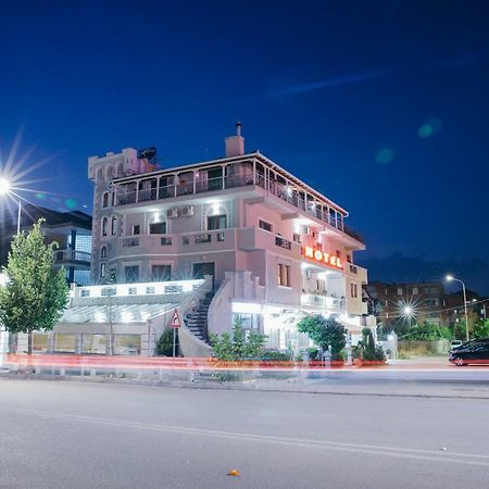 Dea Hotel 2002 كورتشي المظهر الخارجي الصورة